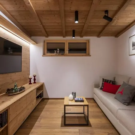 Cozy Penthouse With 6bdr For Your Holiday- If You Want To Book, Please Contact On Wh-ats-app - 0034-605-434-371 !!!! *