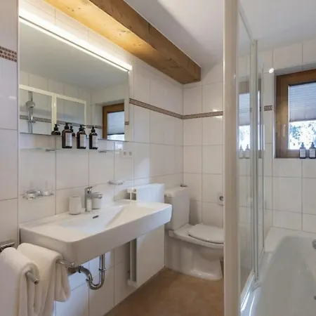 Apartamento Cozy Penthouse With 6bdr For Your Holiday- If You Want To Book, Please Contact On Wh-ats-app - 0034-605-434-371 !!!!